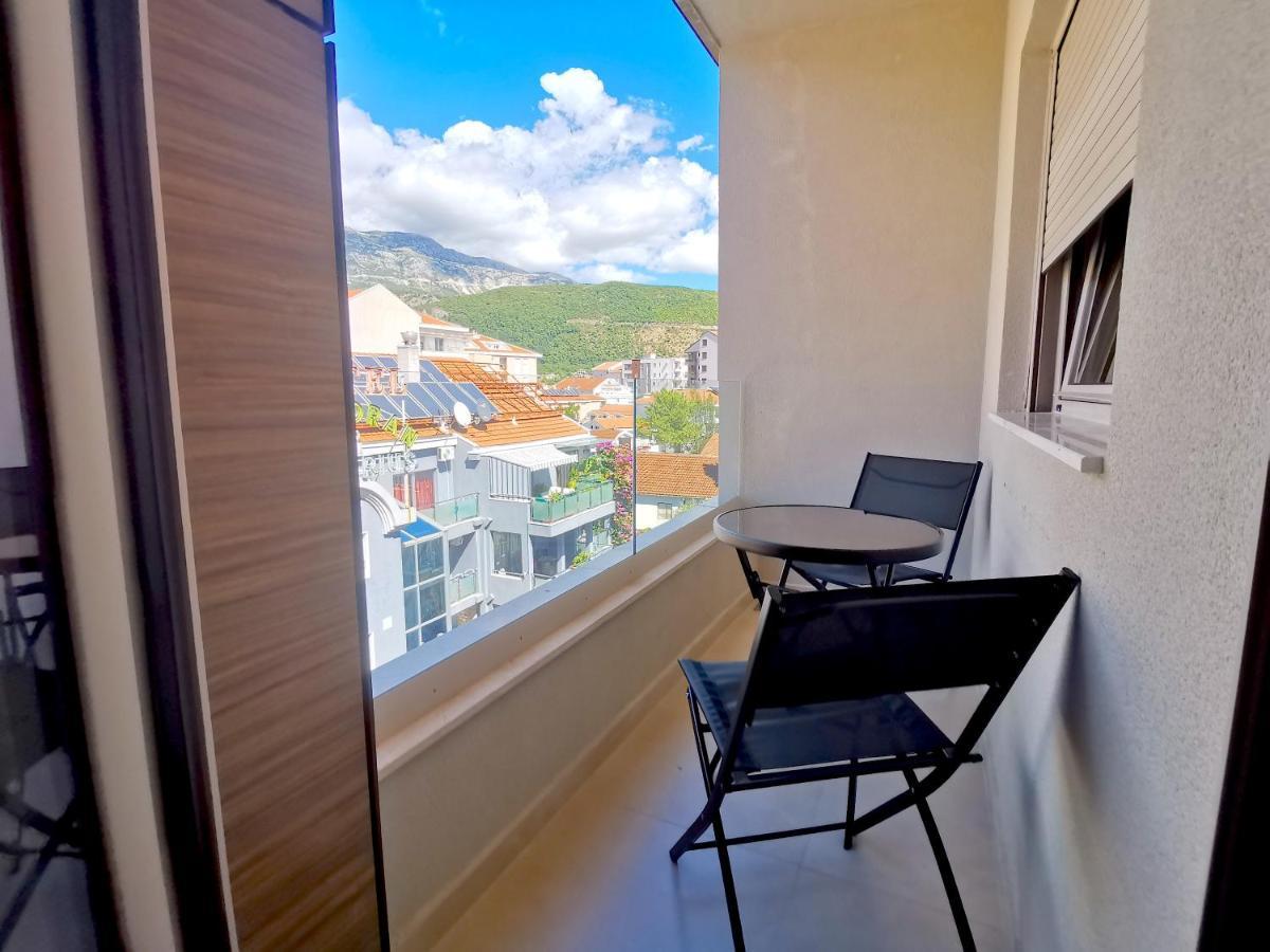 Apartments Lora Zmajeva, 7 Μπούντβα Εξωτερικό φωτογραφία