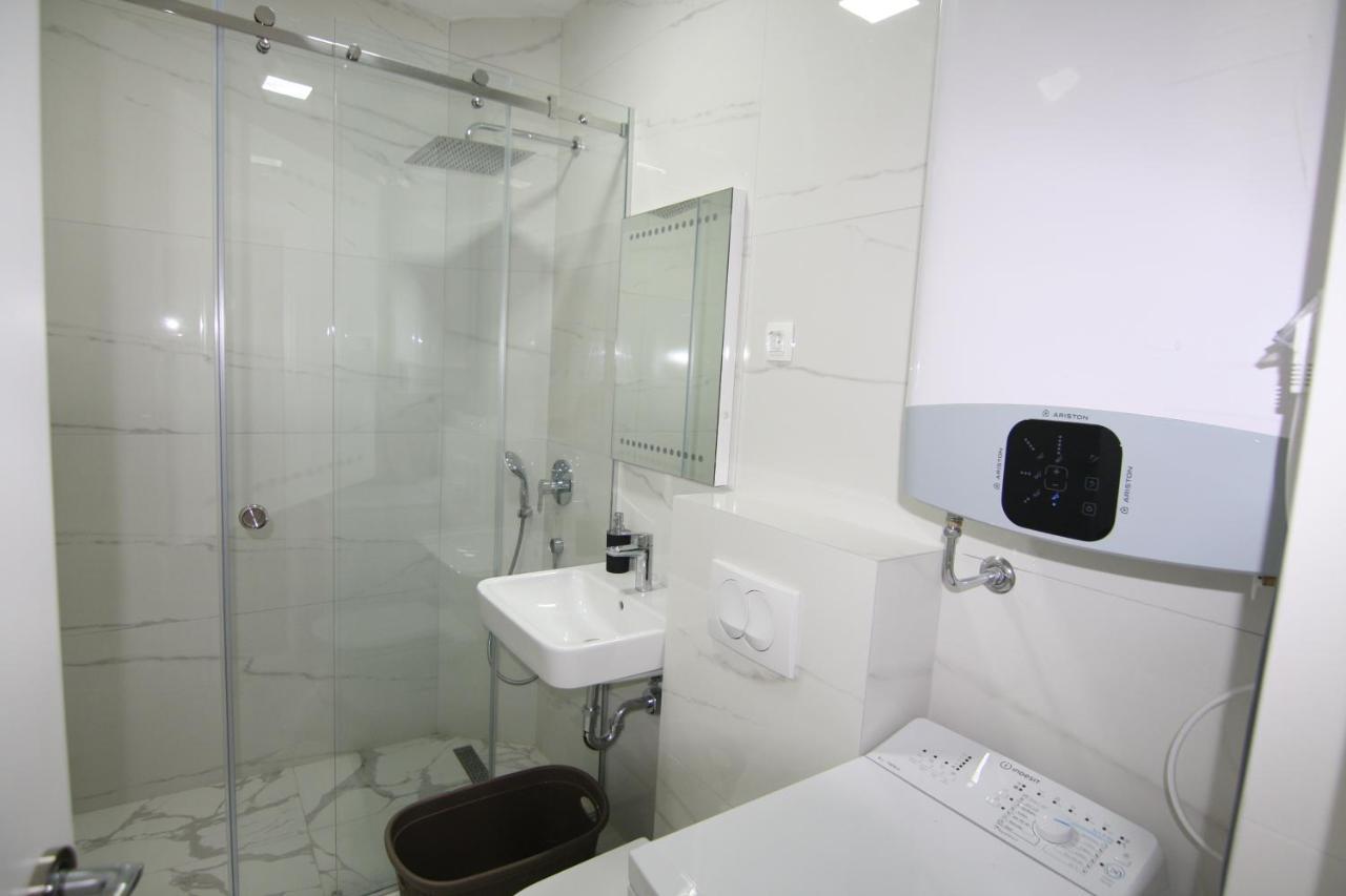 Apartments Lora Zmajeva, 7 Μπούντβα Εξωτερικό φωτογραφία