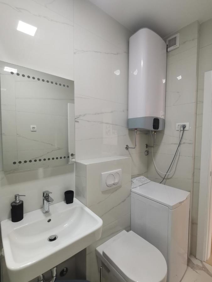 Apartments Lora Zmajeva, 7 Μπούντβα Εξωτερικό φωτογραφία