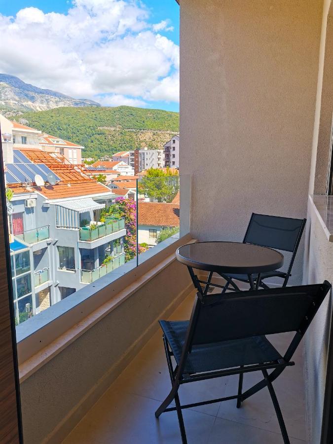 Apartments Lora Zmajeva, 7 Μπούντβα Εξωτερικό φωτογραφία