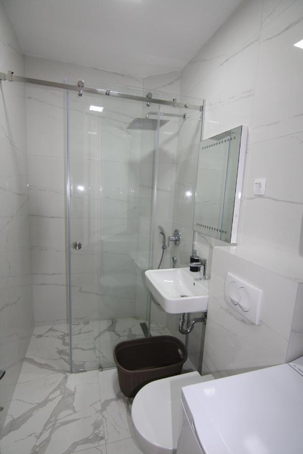 Apartments Lora Zmajeva, 7 Μπούντβα Εξωτερικό φωτογραφία