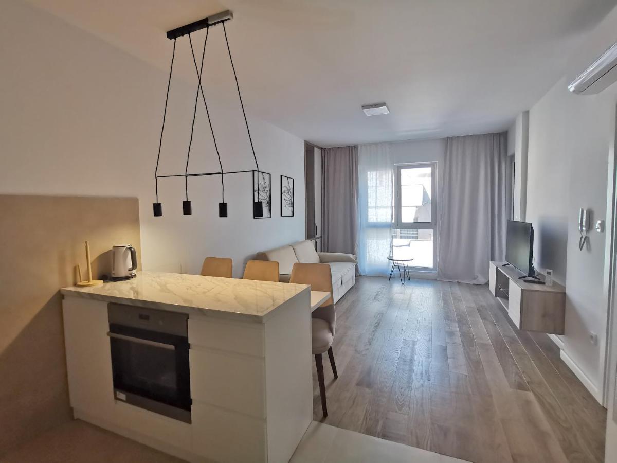 Apartments Lora Zmajeva, 7 Μπούντβα Εξωτερικό φωτογραφία
