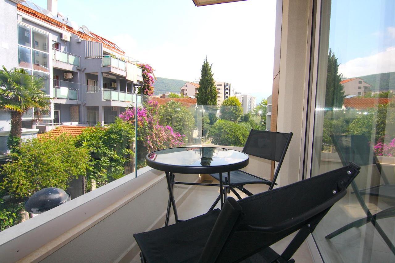 Apartments Lora Zmajeva, 7 Μπούντβα Εξωτερικό φωτογραφία