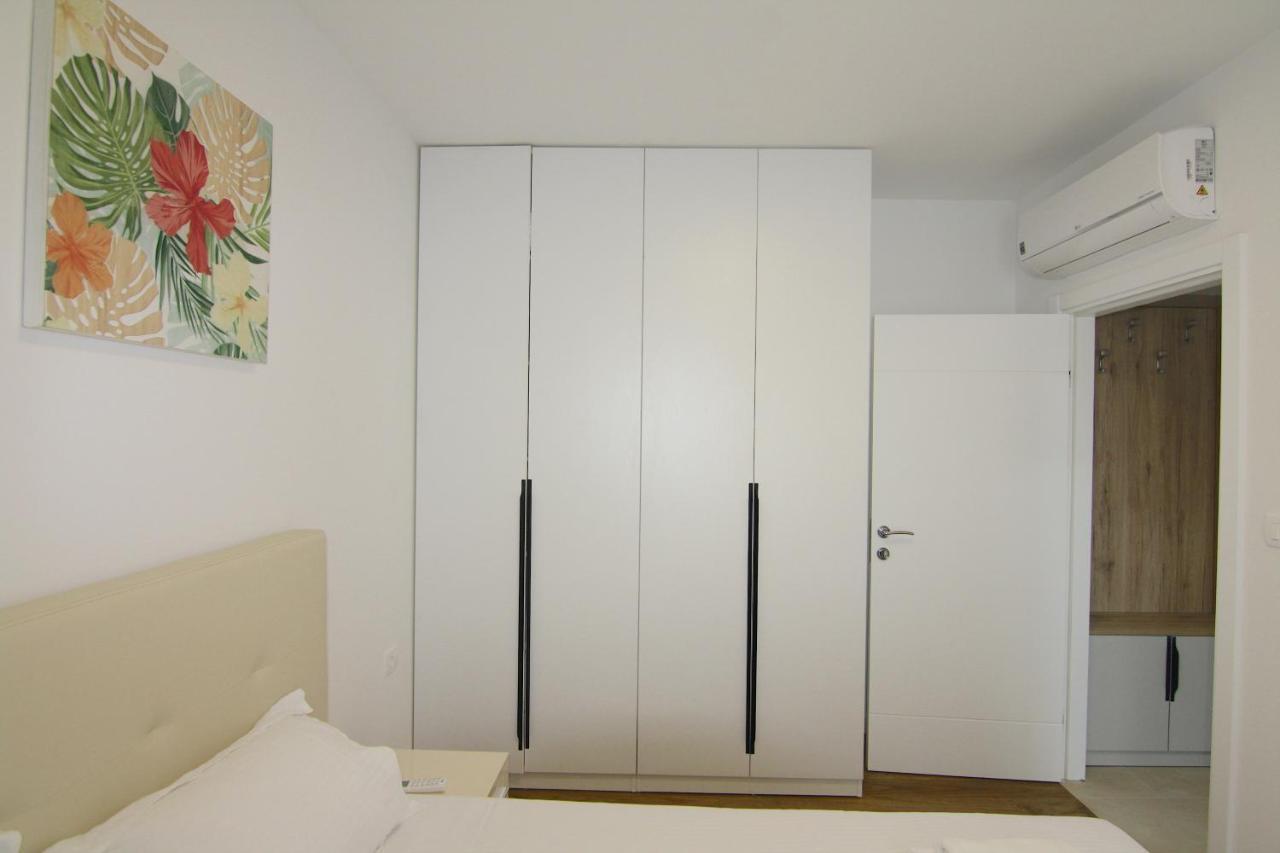 Apartments Lora Zmajeva, 7 Μπούντβα Εξωτερικό φωτογραφία