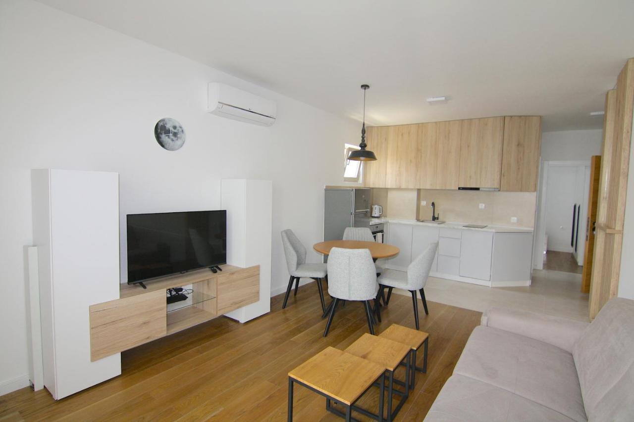 Apartments Lora Zmajeva, 7 Μπούντβα Εξωτερικό φωτογραφία