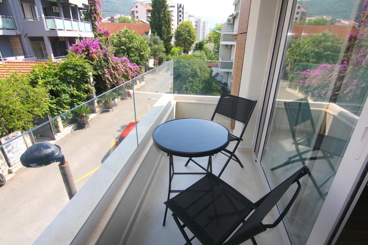 Apartments Lora Zmajeva, 7 Μπούντβα Εξωτερικό φωτογραφία